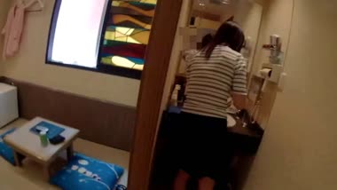 今時畳の部屋のラブホって