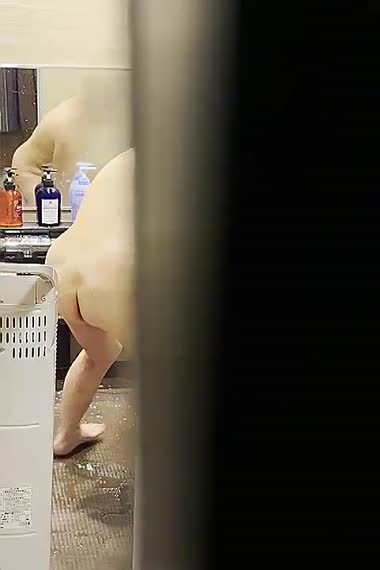 妻入浴(覗き見編)