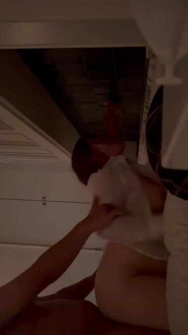 3児のママ 擬似3pバック