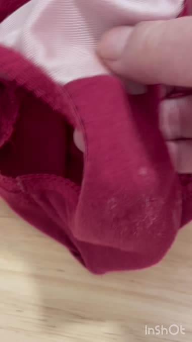 妻の脱ぎたてパンティ