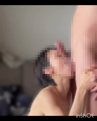 清楚妻　仁王立ちフェラ