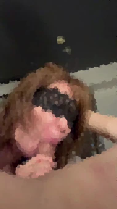 しゃぶりまくる妻