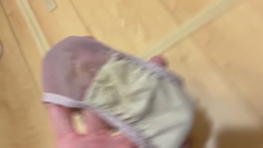 マンカスがついた下着