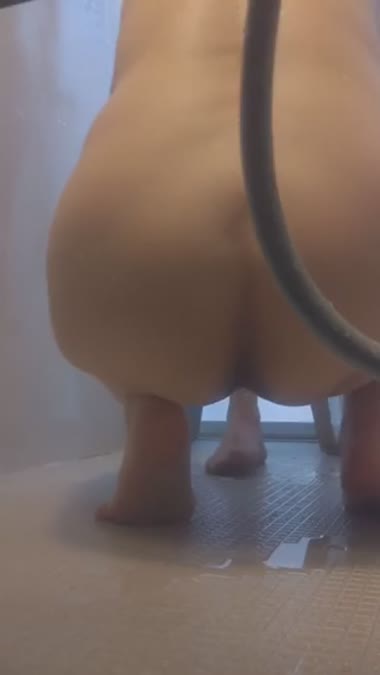 熟妻の大きなお尻