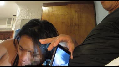 某海外事務所の女性