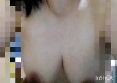 バックで喘ぐ妻