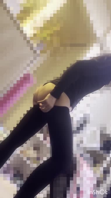 着圧ソックスを履く嫁ちゃん