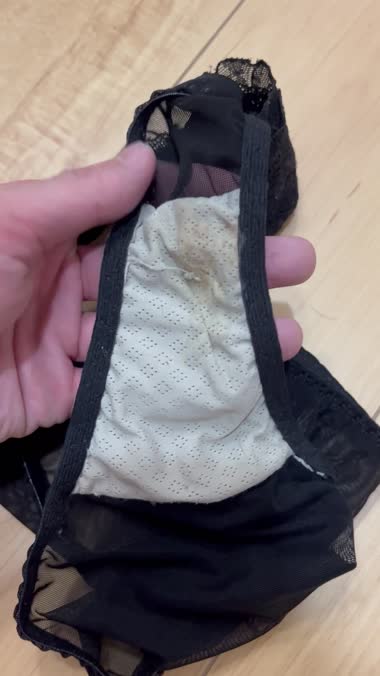 一日着用したスケスケ下着