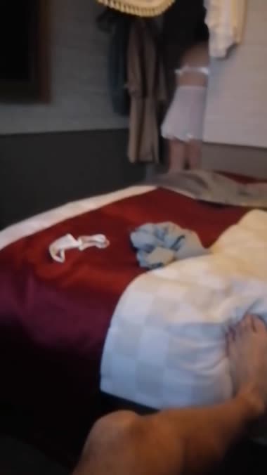 妻に下着をプレゼント