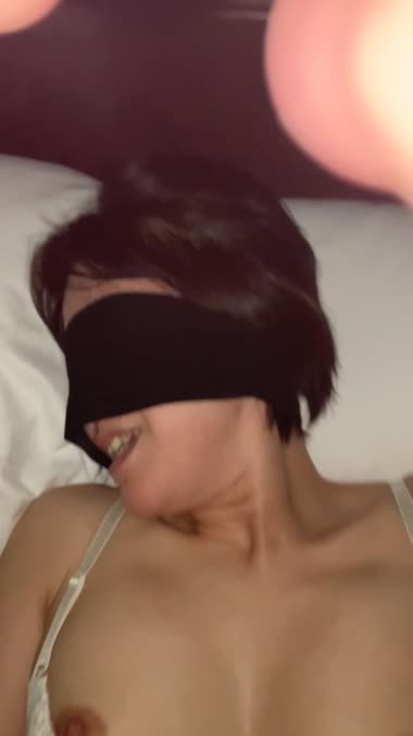 いゃだぁ〜やめてください…