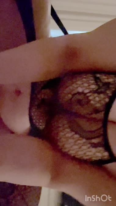 豊満ボディ 熟した他人妻の杭打