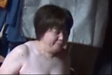 愛しき妻の健気なパイズリ