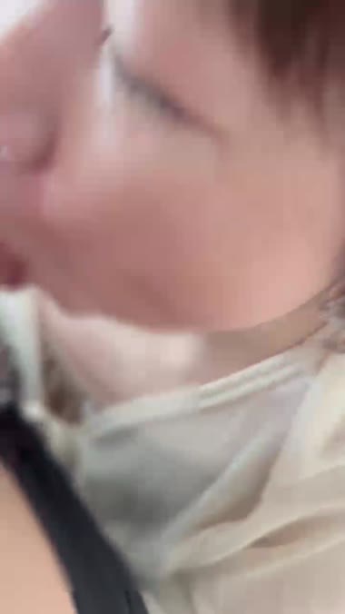 おばさん事務員さん