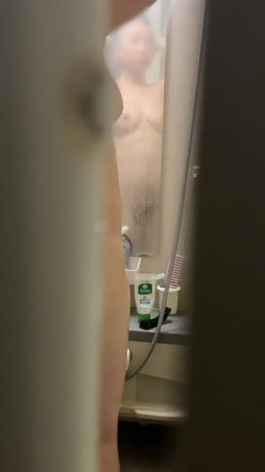 エロい兄嫁をのぞく