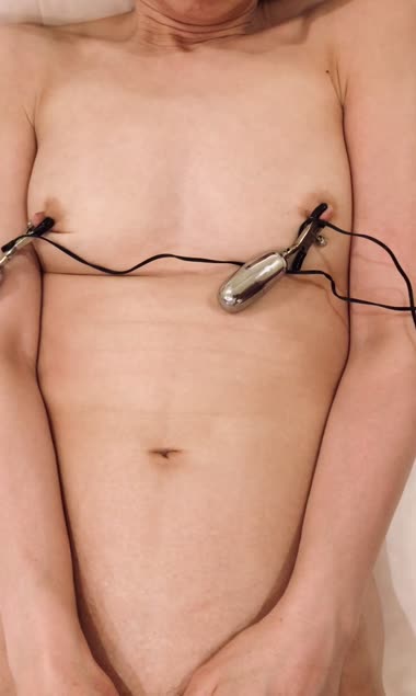 乳首　クリトリス　膣穴