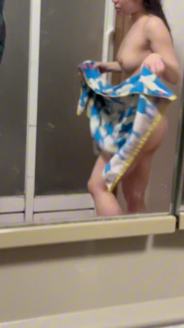 姉の風呂上がり