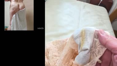 ベージュのオバパン