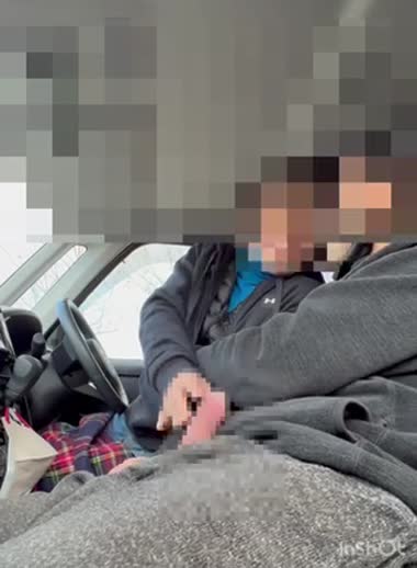 ベロチューから焦らしてくる人妻