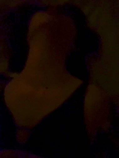 39歳　クンニ喘ぎ妻