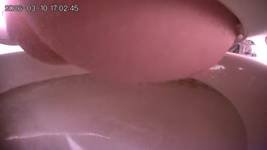 嫁のおしっこ動画