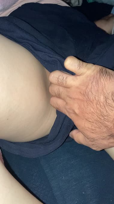 Gカップ嫁の寝ているところ