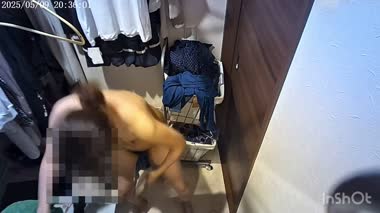 妻のオムツ替え