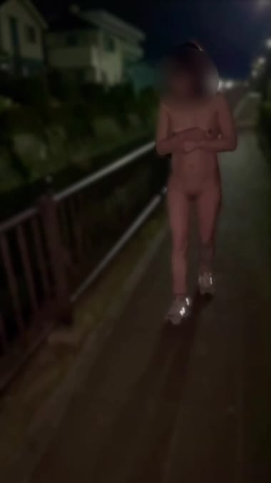 川沿いの遊歩道で