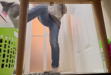 ぽっちゃり妻の脱衣