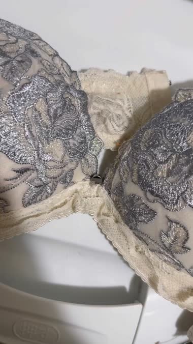 24歳妻下着貸し出し前に1