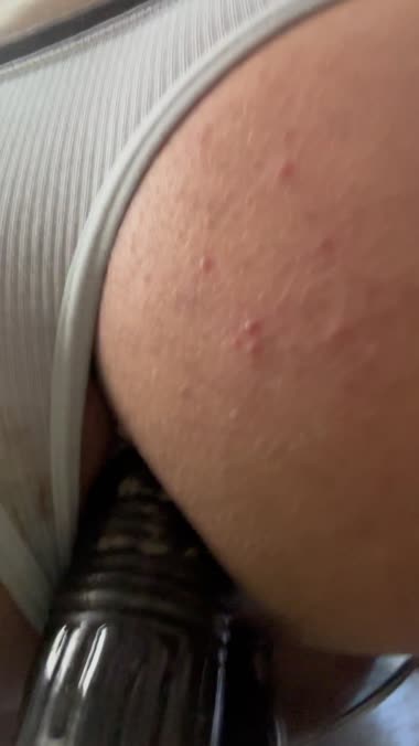 アナルにバイブ