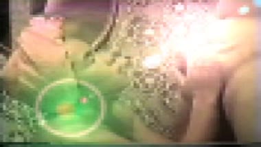 半世紀前の妻の頬張る姿