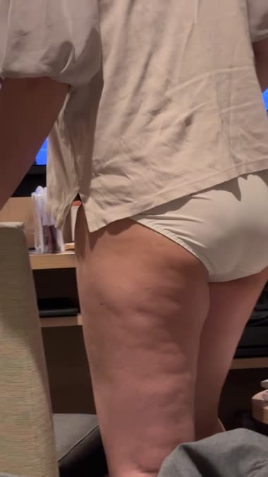 だらしないケツ2