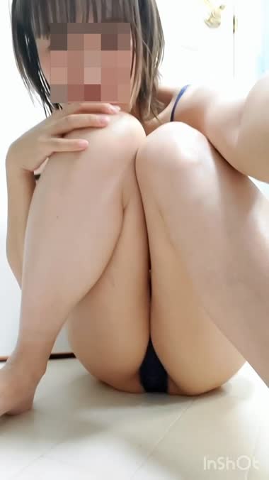 シンママのチラリオッパイ