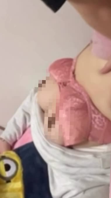 21歳彼女のおっぱい