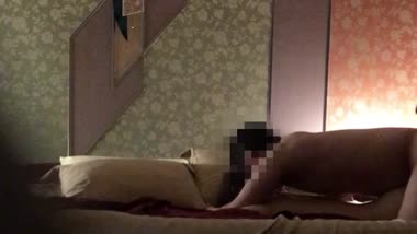 人の若妻に中出し②