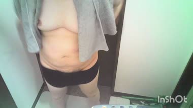 脱衣所隠し撮り