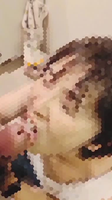 夕飯前の多忙妻に子の声が響く中