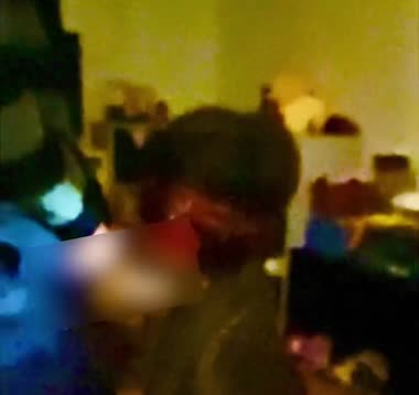 目隠し入れ替って