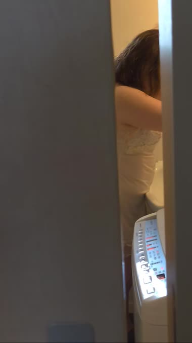 嫁母の所持下着（覗き見編）