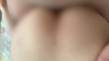 デカ尻妻に生バックハメ