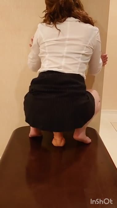 他人妻ディルドオナ
