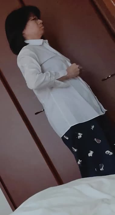 堅物眼鏡妻50