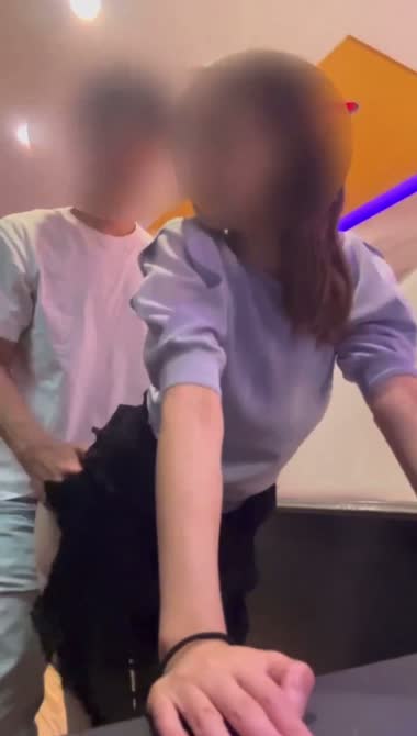 年上人妻と