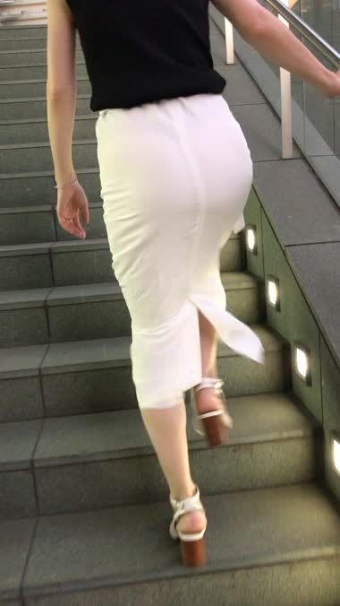 ロングタイト