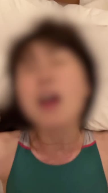 40代妻の競泳水着セックス
