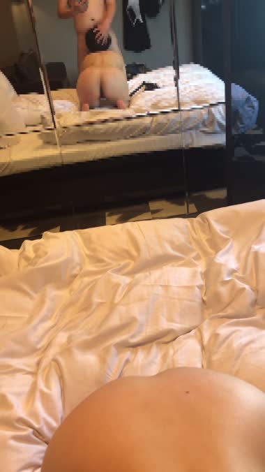 他人妻