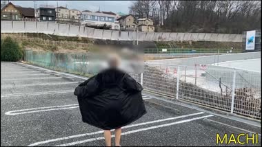 駐車場でくるりん。