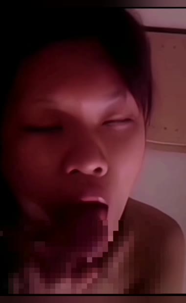 嫁のいやらしいフェラ動画