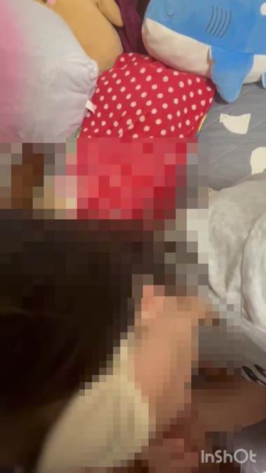 しゃぶり付く嫁
