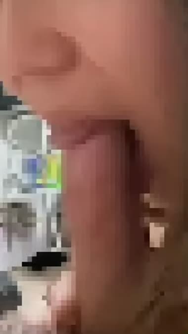 ズームすれば顔バレしない？！